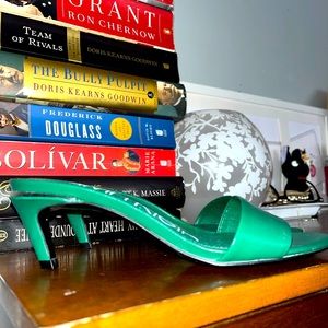 Sophisticated Emerald Heels